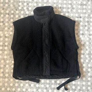 Free People FP Movement Scout It Out fleece vest, black, small, never worn